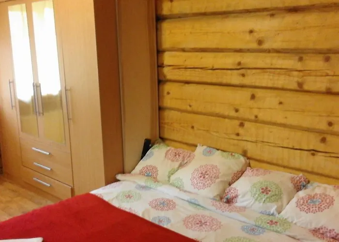 Tatil Evi Kreisa Imperija Riga