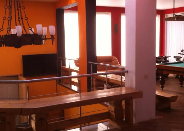 Kreisa Imperija Tatil Evi Riga