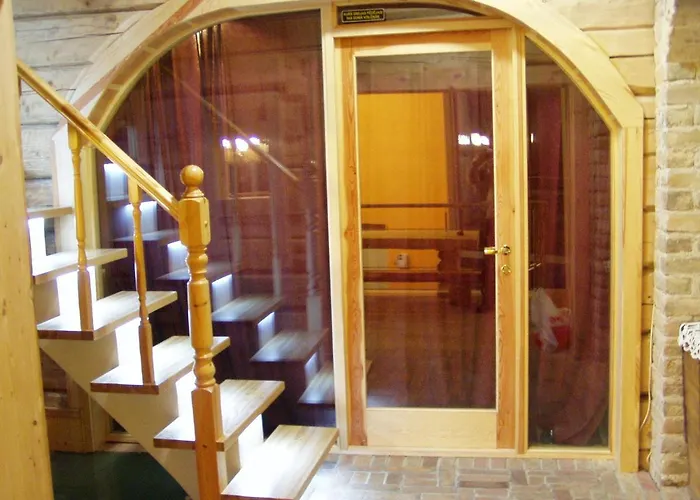 科雷萨帝国度假屋 *